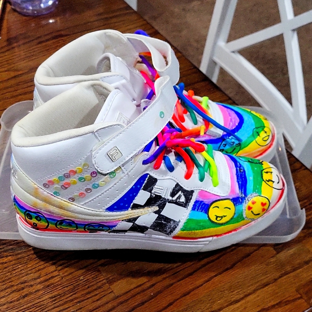 High-top Fila custom sneakers multi color 9.5